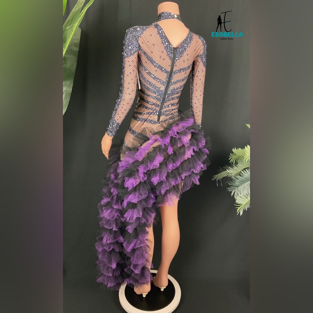 Asymmetric Ruffle Dress - Picture 4 of 9